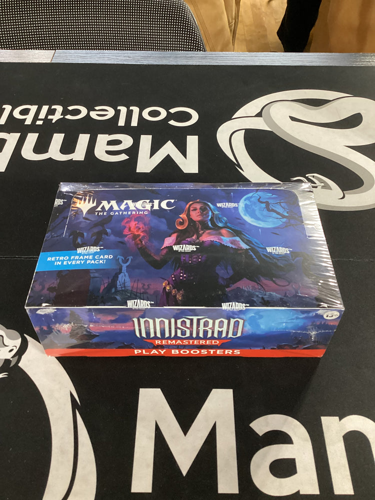 Innistrad Remastered - Play Booster Display