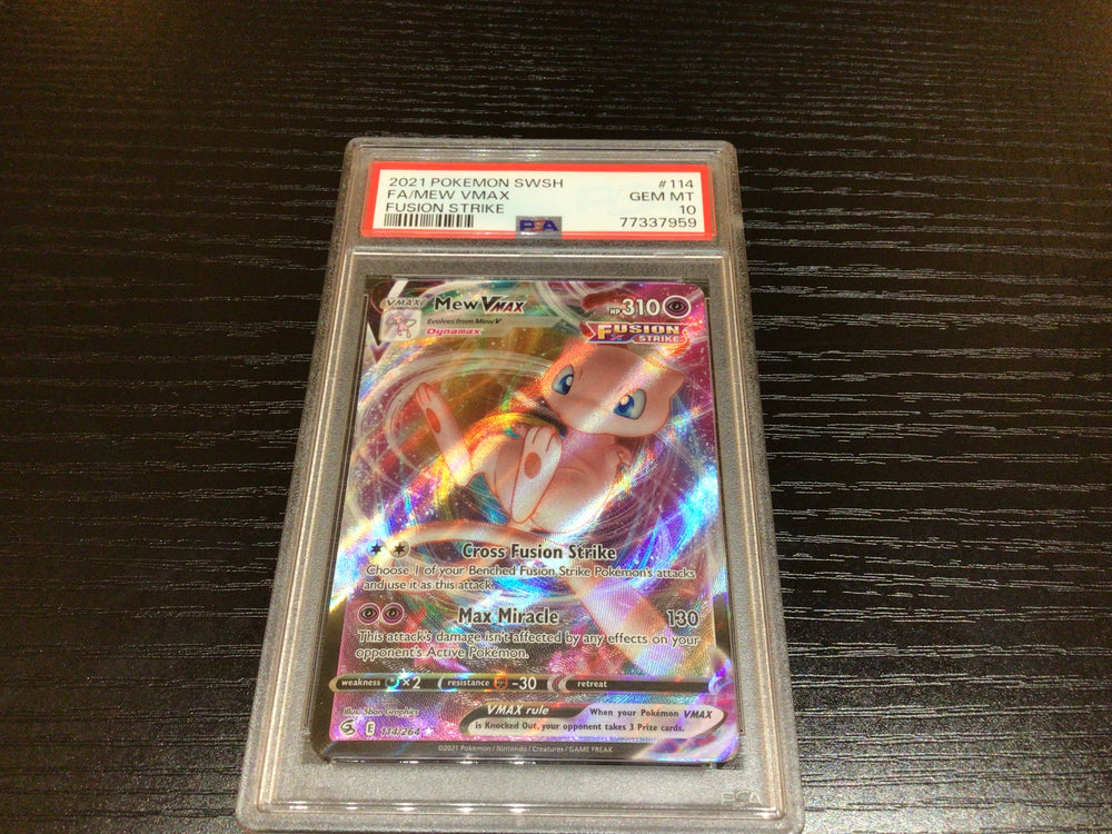 PSA 10 Pokémon Mew VMAX 114/264 - Fusion Strike