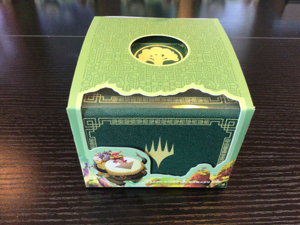 MTG Avatar Gatherers' Tavern Domaru Deck Box (Earth)