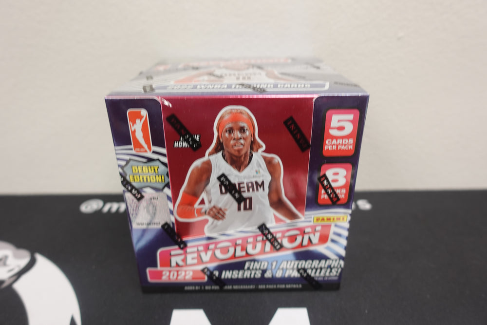 2022 Panini Revolution WNBA Hobby